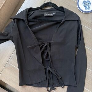 PrettyLittleThing Black Velvet Trim Wrap Top